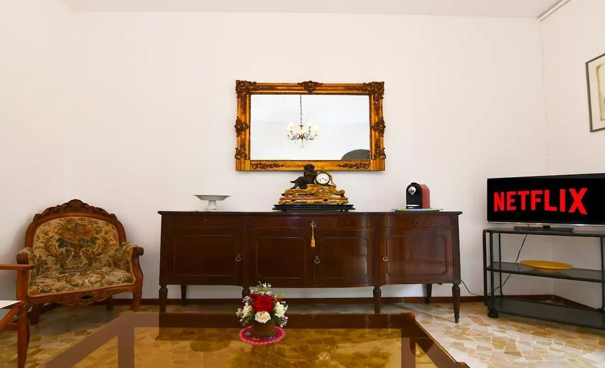 San Siro-Gambara, Trilocale Duomo 20Min Apartment Milan